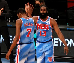 亚冠赛程吃紧；布鲁克林篮网关键时刻刷新队史纪录；信心回归；更衣室氛围转暖的简单介绍-九游体育官方网站