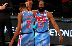 亚冠赛程吃紧；布鲁克林篮网关键时刻刷新队史纪录；信心回归；更衣室氛围转暖的简单介绍-九游体育官方网站